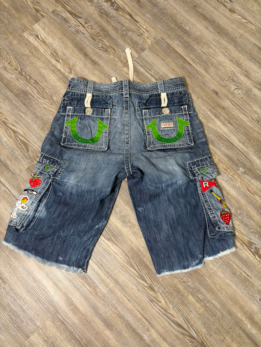 The Stay True Cargos